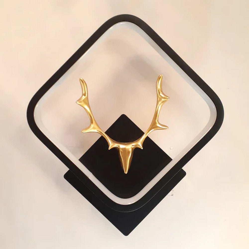 Markhor Wall Lamp